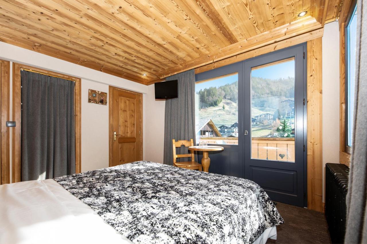 Hotel-Chalet Les Ecureuils Restaurant, Piscine, Garage Льо Гран-Борнан Екстериор снимка
