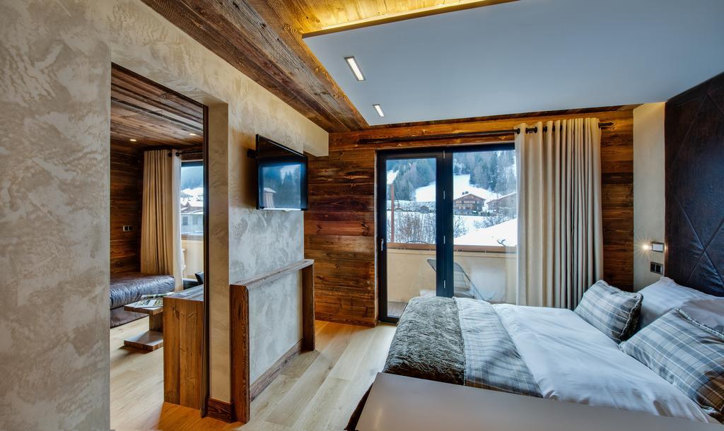 Hotel-Chalet Les Ecureuils Restaurant, Piscine, Garage Льо Гран-Борнан Екстериор снимка