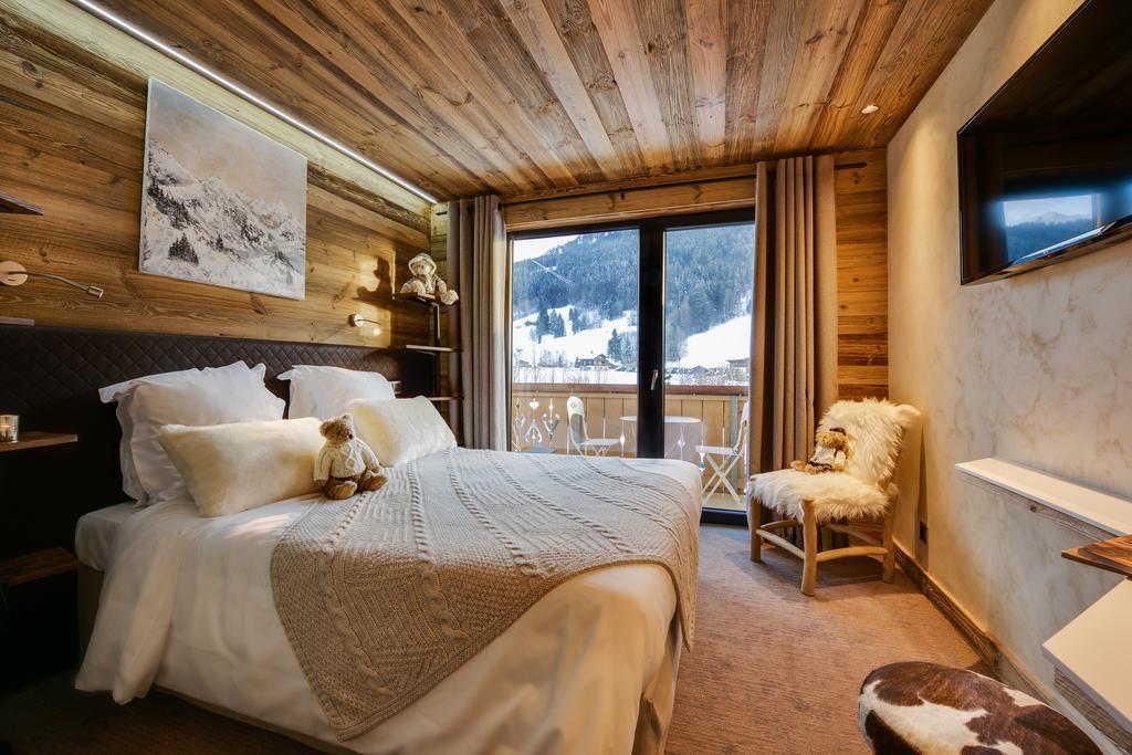 Hotel-Chalet Les Ecureuils Restaurant, Piscine, Garage Льо Гран-Борнан Екстериор снимка